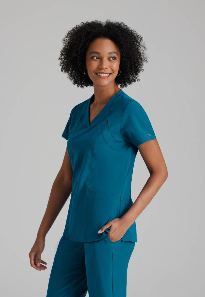 Barco One 4 Pocket V-Neck Perforated Panel Scrub Top | Bahama